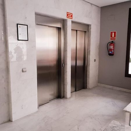 Apartment Close To Airport, Ifema 马德里 外观 照片